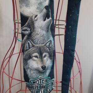 Harley Davidson wolf tie.